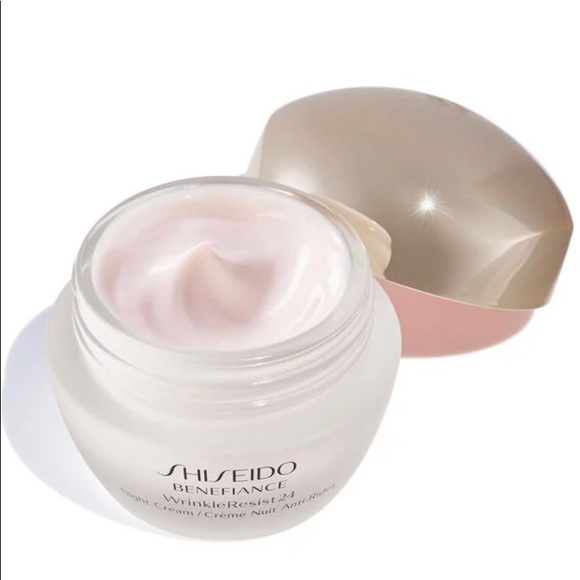 Shiseido Benefiance WrinkleResist 24 Night Cream - Picture 2 of 3